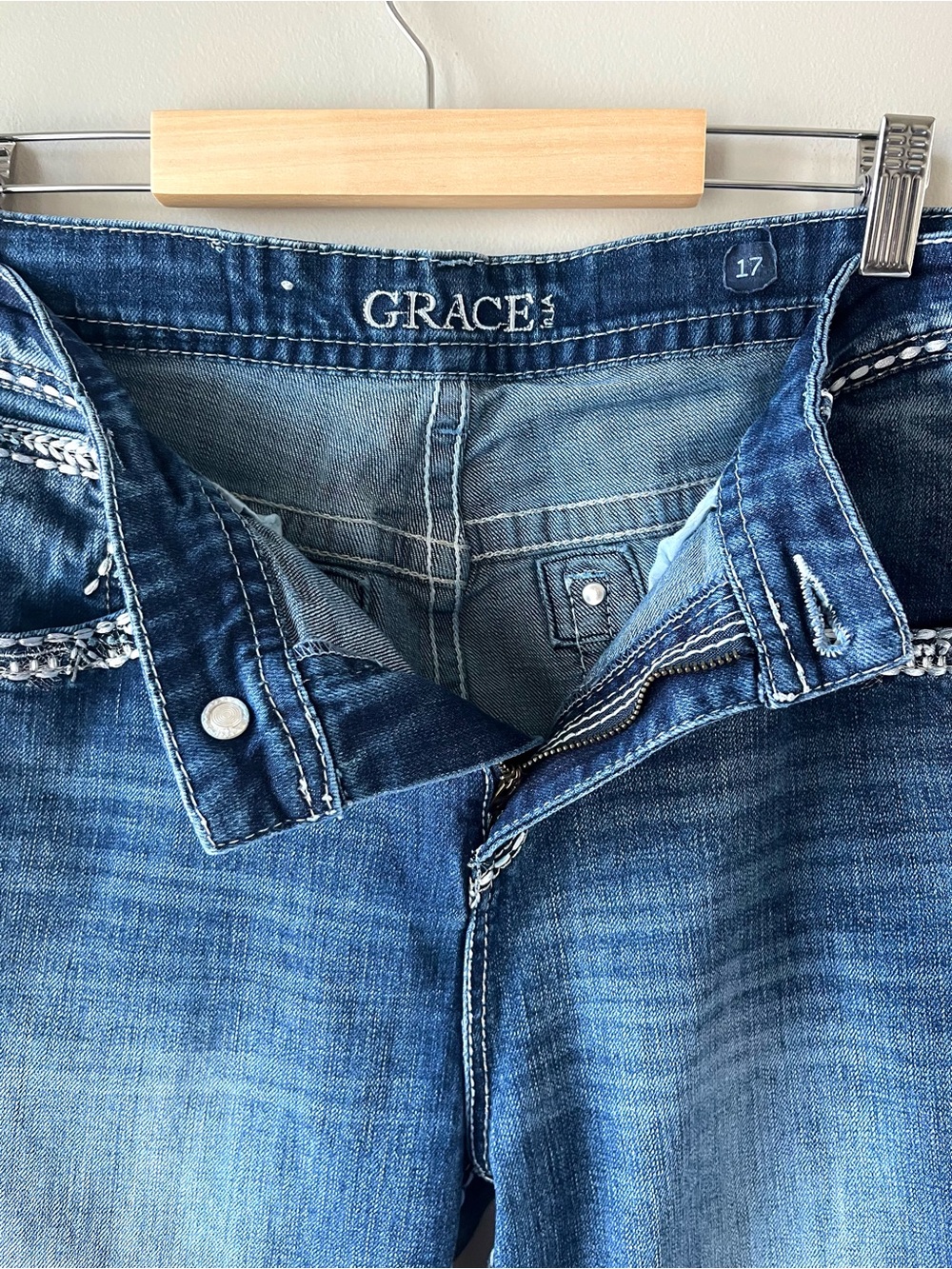 Grace in LA Embellished Bootcut Jeans Women's Size 17 Medium Wash -Western Ride - Picture 8 of 11